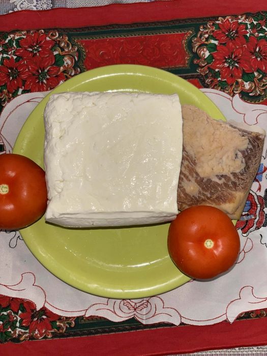 Vând Telemea  de oaie Maturată