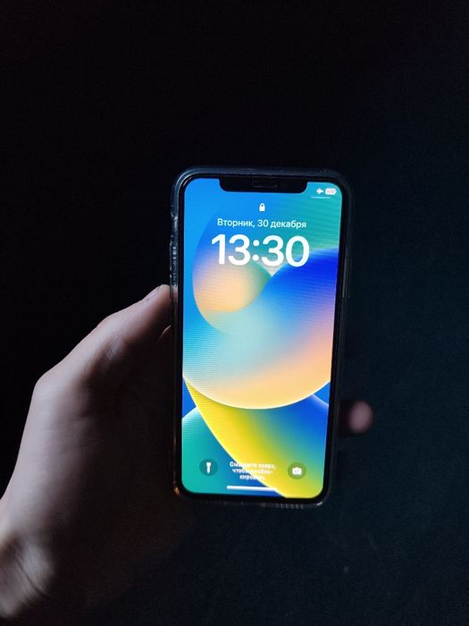 iPhone X 256 GB sotiladi