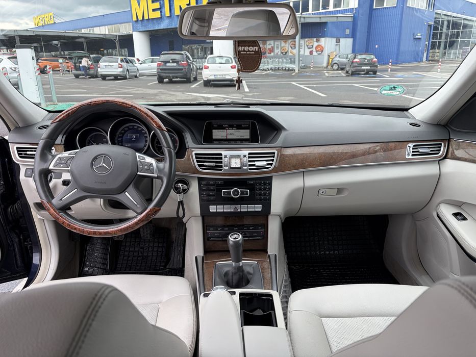 Mercedes-Benz E200 CDI