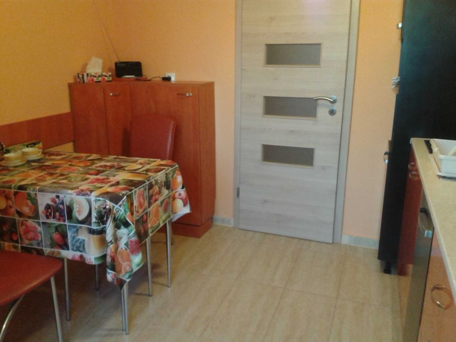 Ap. 3 camere decomandate 65 mp, 2 bai, balcon 4mp, Marasti 217000 euro