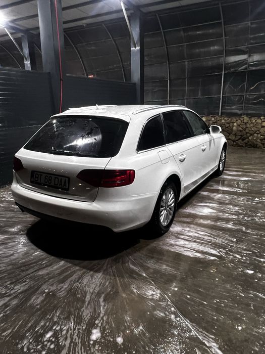 AUDI A4 Avant 2010 — imagine 4