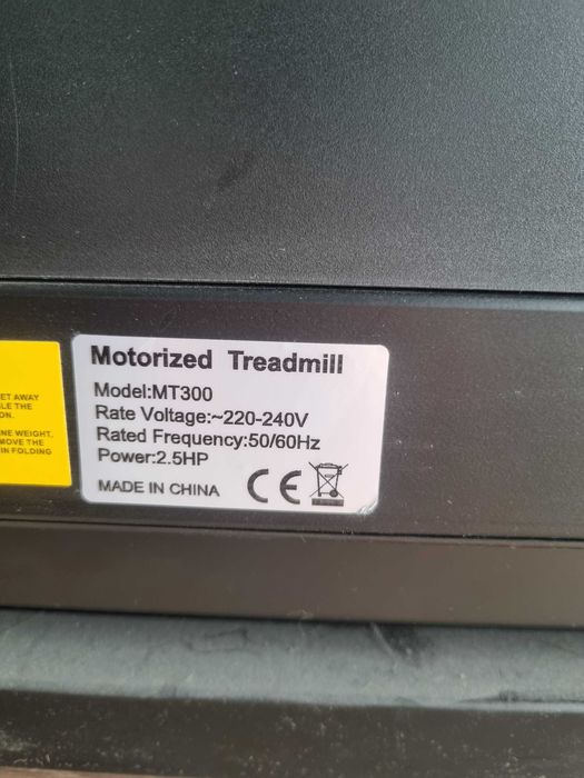 Vând banda alergare electrica Techfit mt300