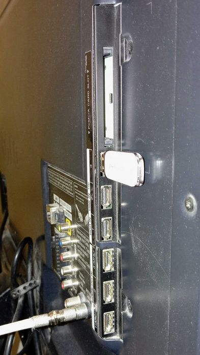 Продавам 42 инча SMART TV LG 42 LA640S -ZA,Full HD,3D