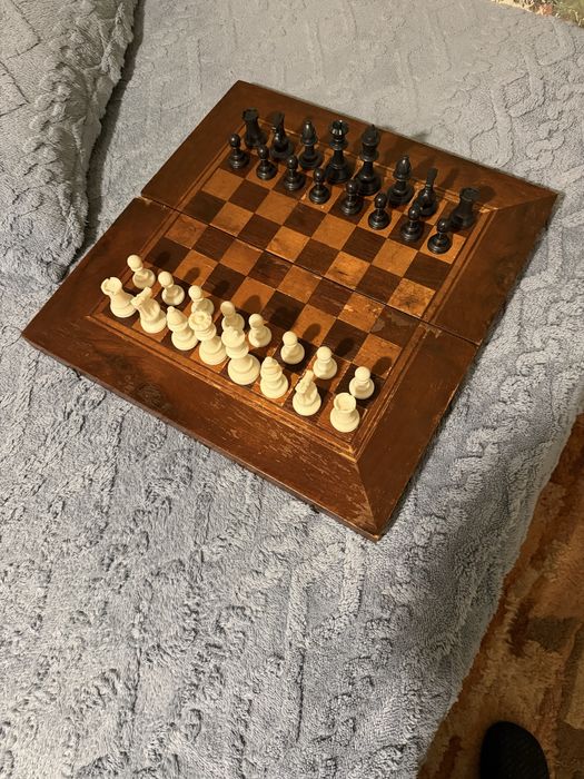 Стар шах и табла.8.