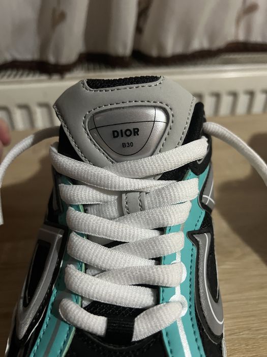 Dior b30 Anthracite gray