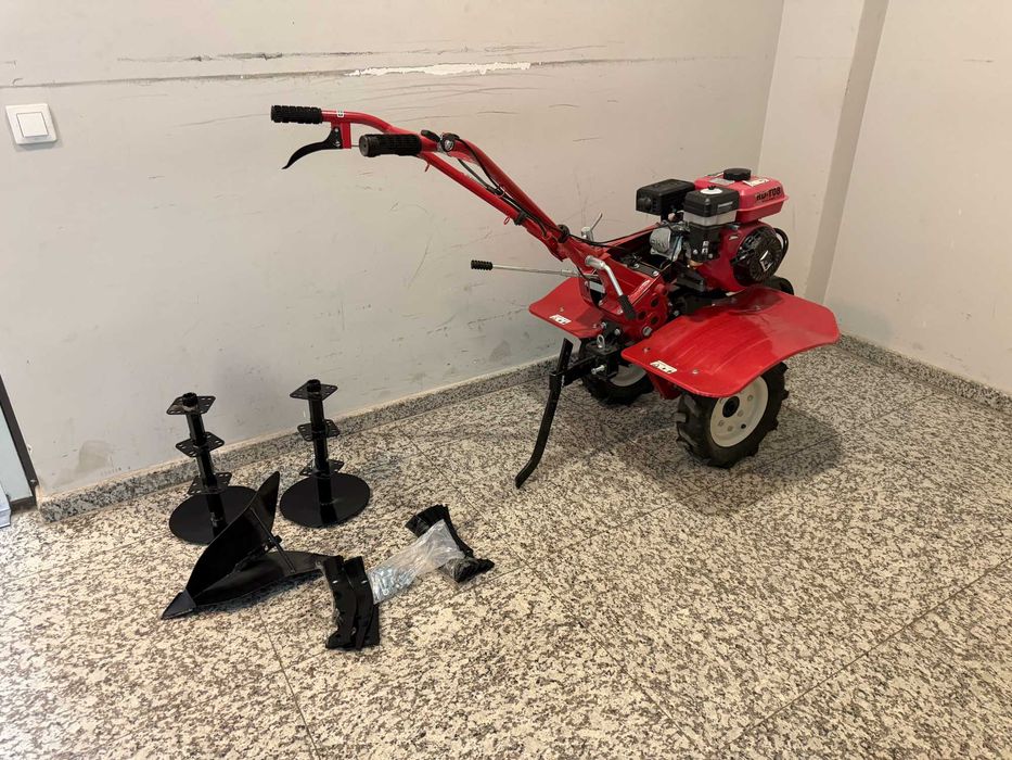 076903	Мотофреза бензинова 5.2kW (7.0hp) 2+1 ск. RD-T08