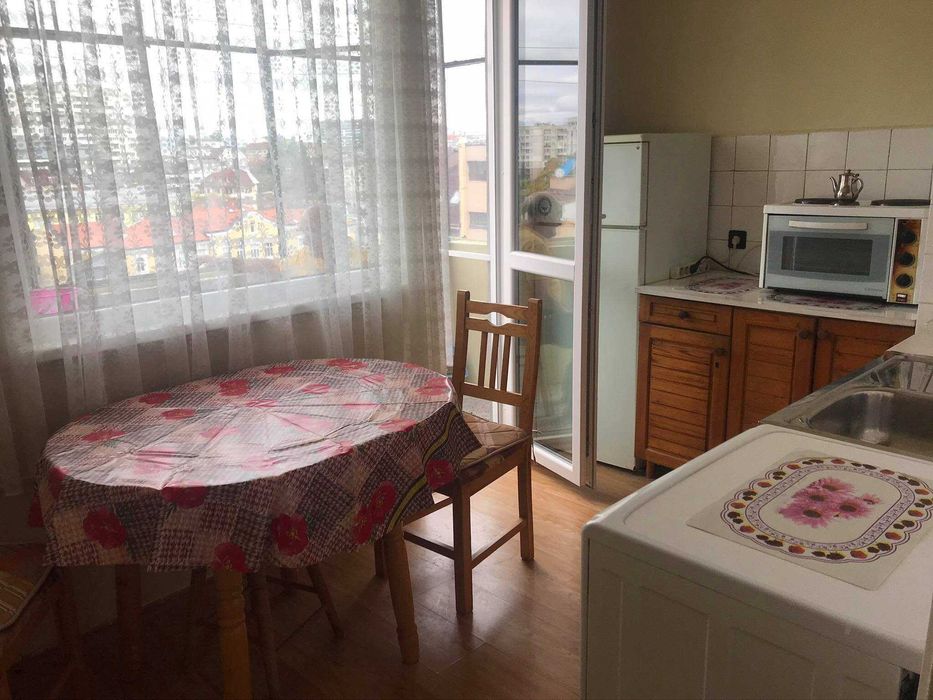 Дава се под наем Двустаен апартамент в София, Света Троица - 60 кв.м за 373.83 € - Снимка #1