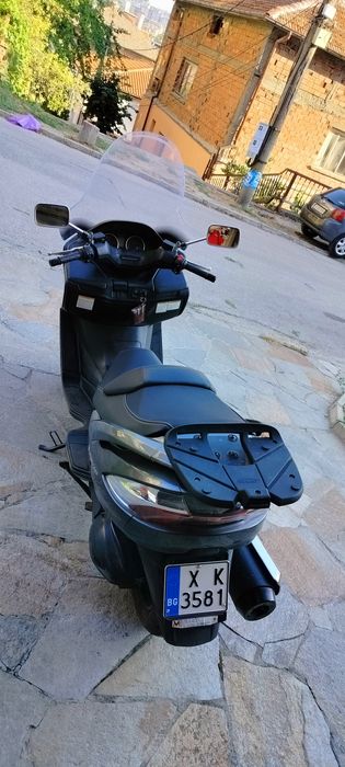 Suzuki Burgman 400 K7