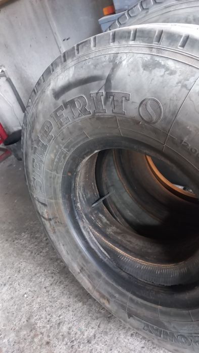 Гуми 12.00-20 с права шарка, гума за мотокар