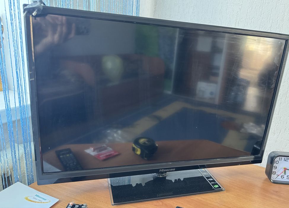 Продам телевизор Hisense ЖК