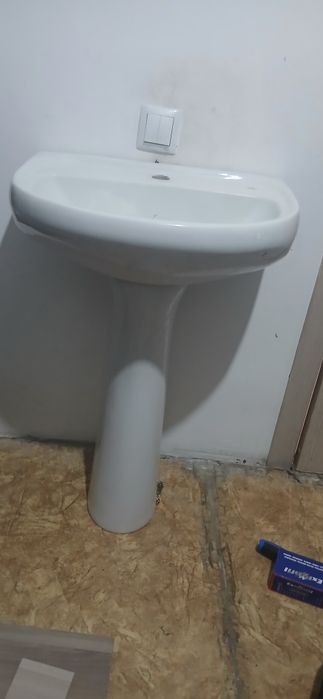 Раковина для ванный комнаты