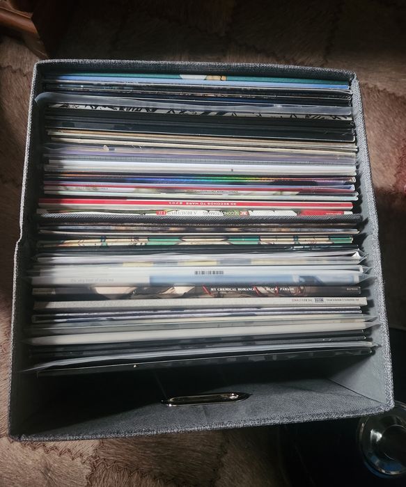 Продам коллекцию пластинок личную