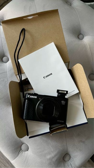 Камера Canon 740