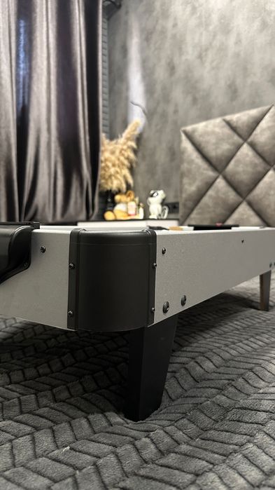 Продам настольный хоккей