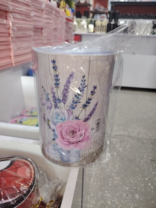 Копилка металлическая банка