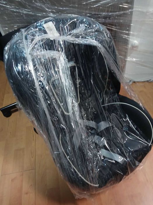 Детски стол за автомобил