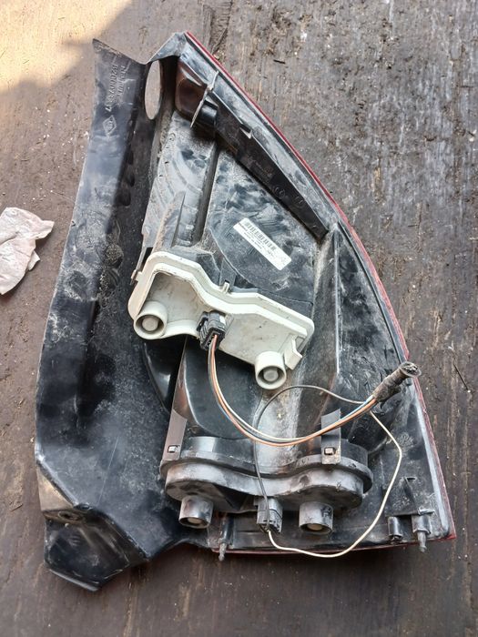 Фонарь Рено Меган в оригинале