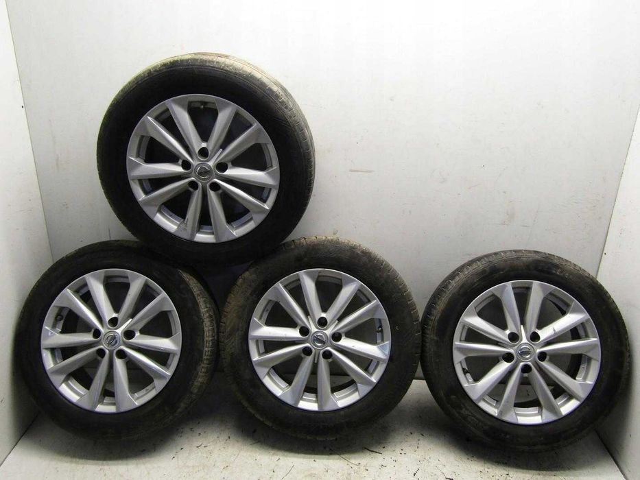 Диски с шинами R17 Nissan Toyota Gelly