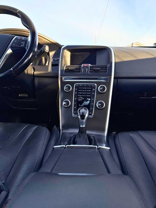 Volvo XC 60 D4 2015 2.0