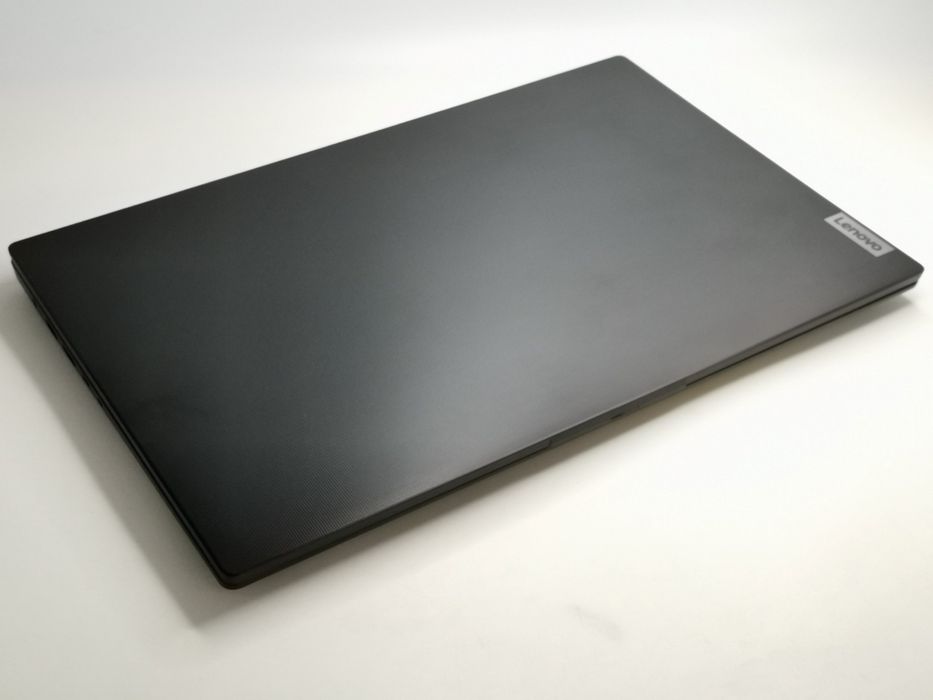 Laptop Lenovo V15 G4 AMN Ryzen 5 7520U 2.80GHz SSD 256/8 GB | #R92632