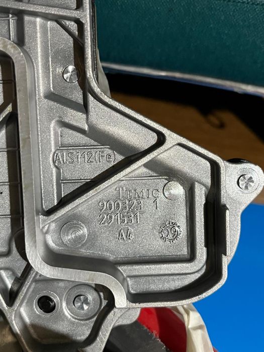 Calculator cutie multitronic 8+1 Audi A4 B8