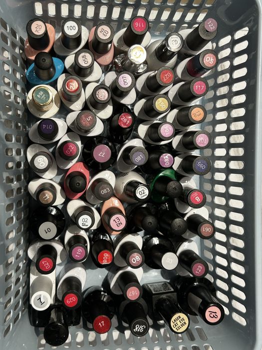 Продам все лаки вместе