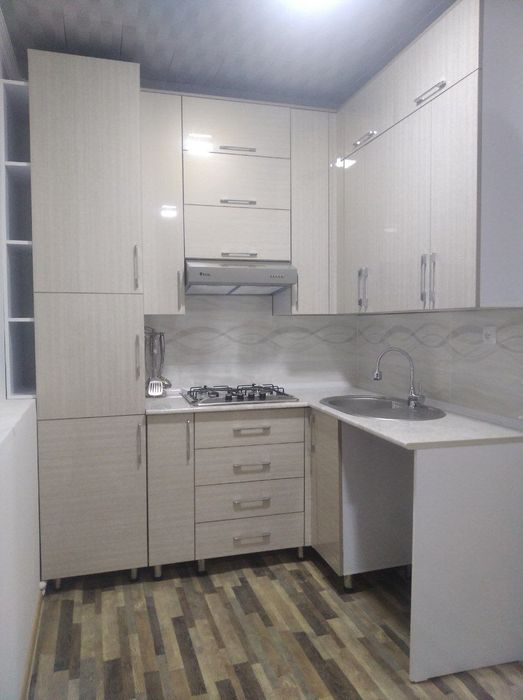 Uy sotiladi shahar markazida