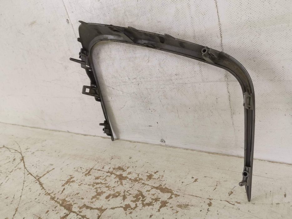 Тойота Корола / Toyota Corolla E210 [ - ] Оригинален ляв декоративен е