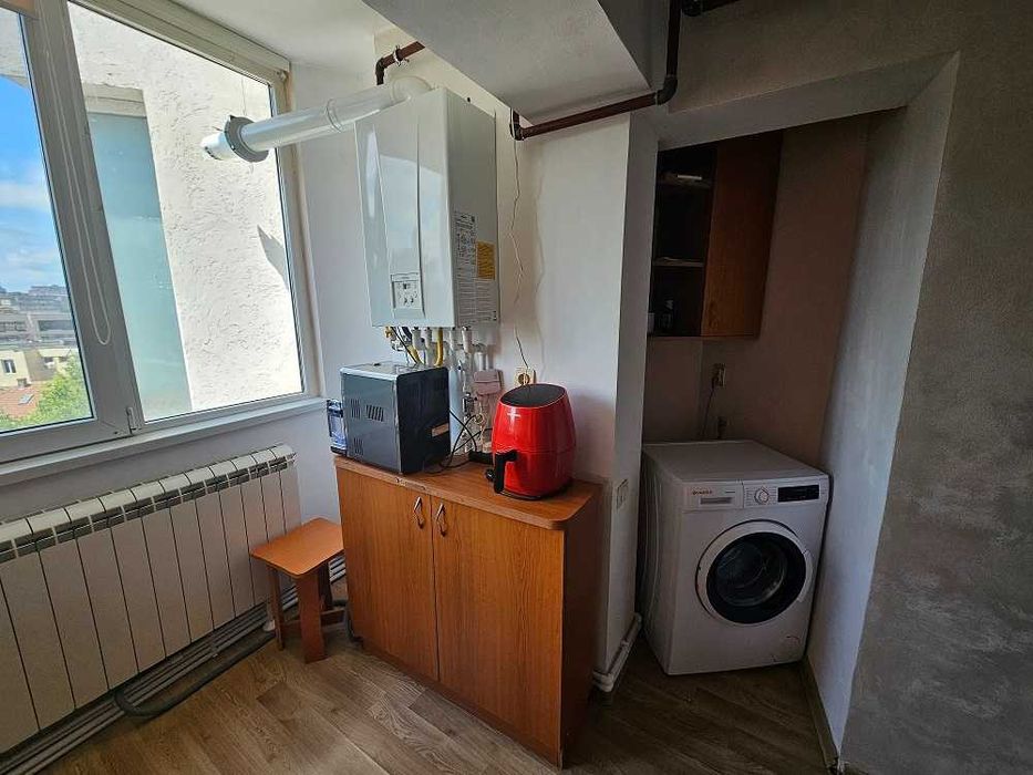 Garsoniera decomandata Dacia, bdul Tomis zona Tavola