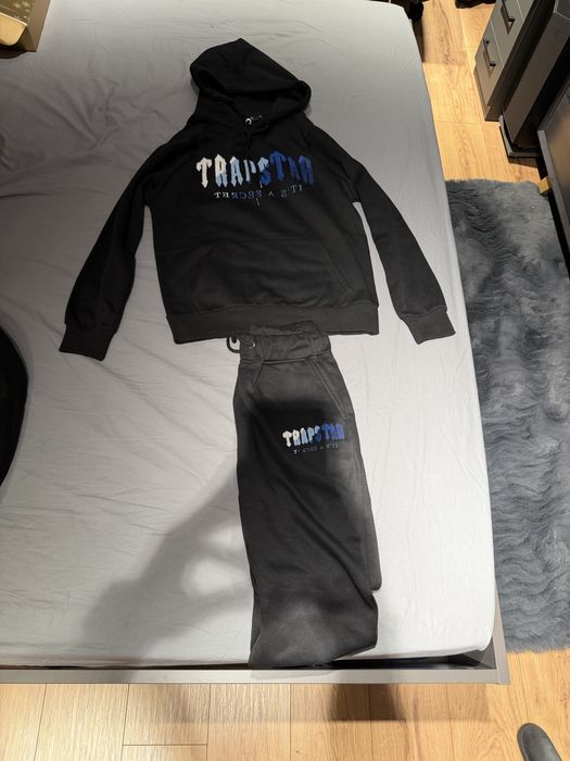Анцуг Trapstar S