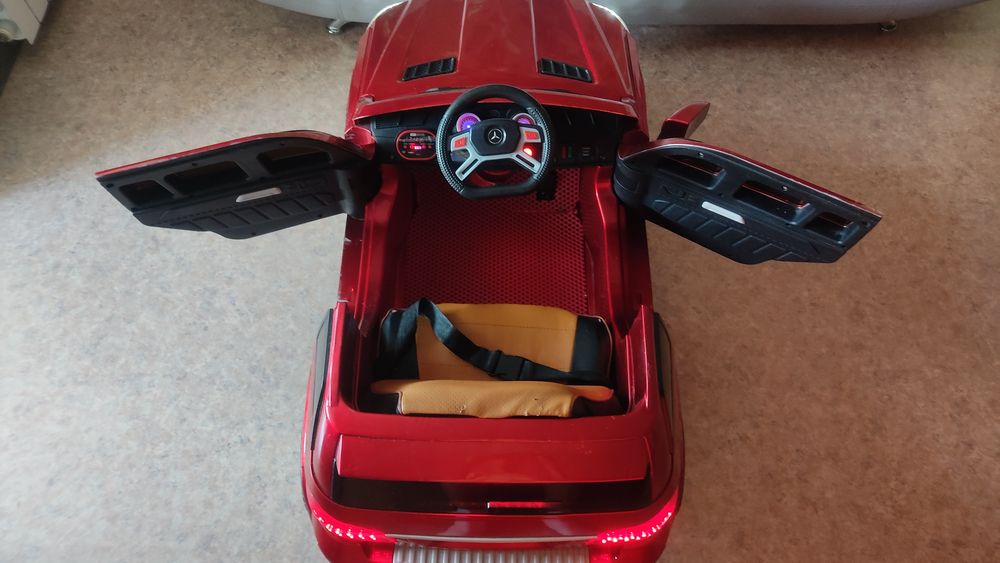 Детский электромобиль