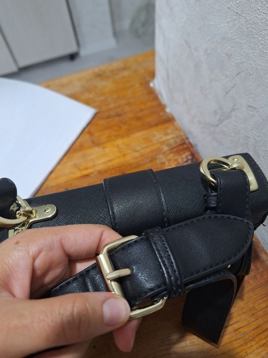 Сумка чёрная маленькая Prada