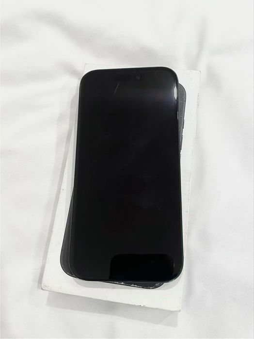 Продам iPhone 16, Black, 128GB
