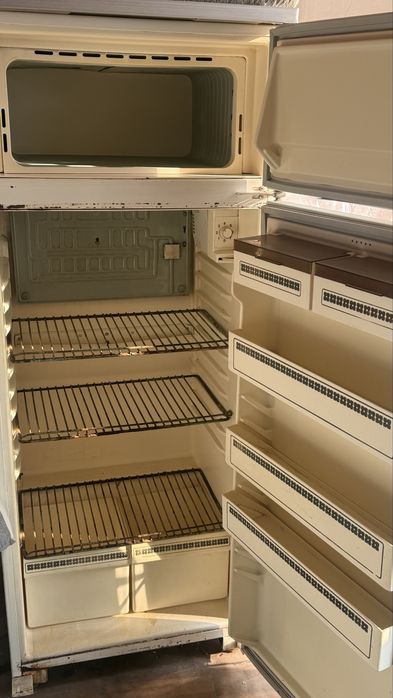 Холодильник “Бирюса”