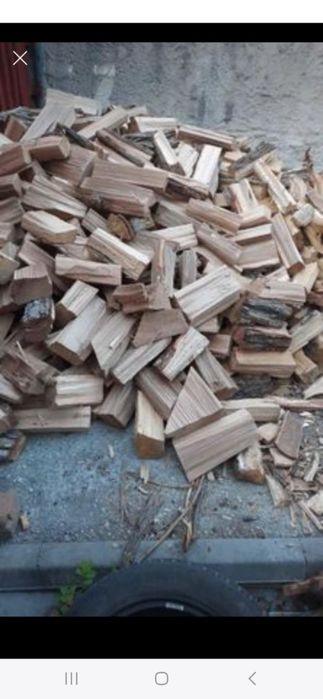 Lemne de foc esenta tare uscate crapate stejar fag carpen frasin