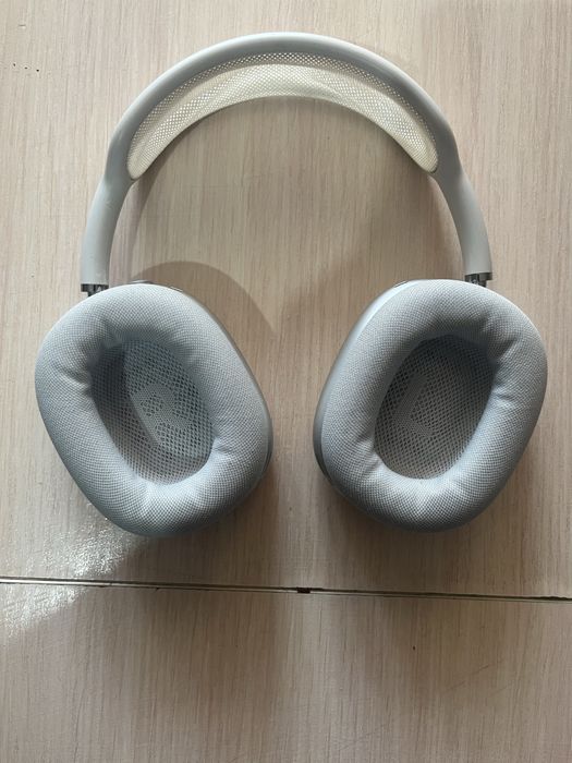 Продам AirPods Max оригинал