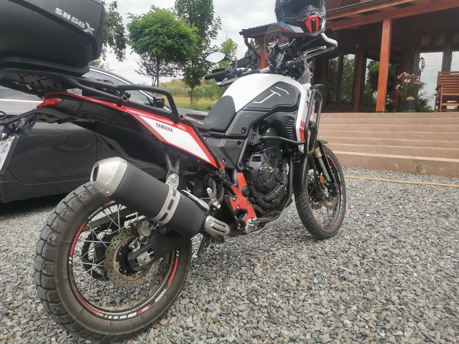 Vând yamaha tenere 700