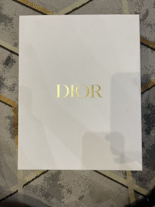 Продам кроссовки Dior оригинал