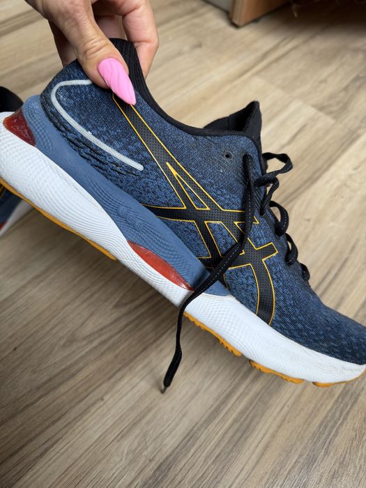 Оригинални   маратонки  ASICS GEL-NIMBUS 24! 46 н