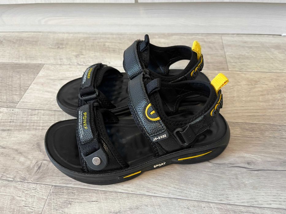 Сандали на мальчика