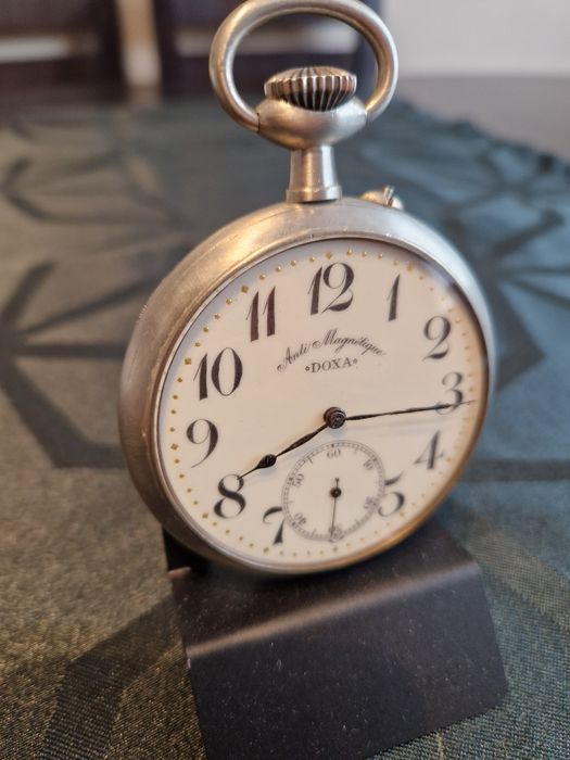 Уникален антикварен швейцарски джобен часовник Doxa Goliath
