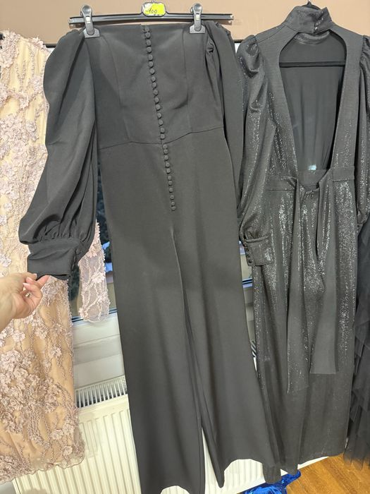 Salopeta  neagra cu spatele gol