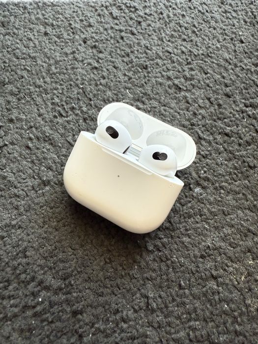 Casti Airpods • Apple • Pro • Gen 3 Iasi • OLX.ro