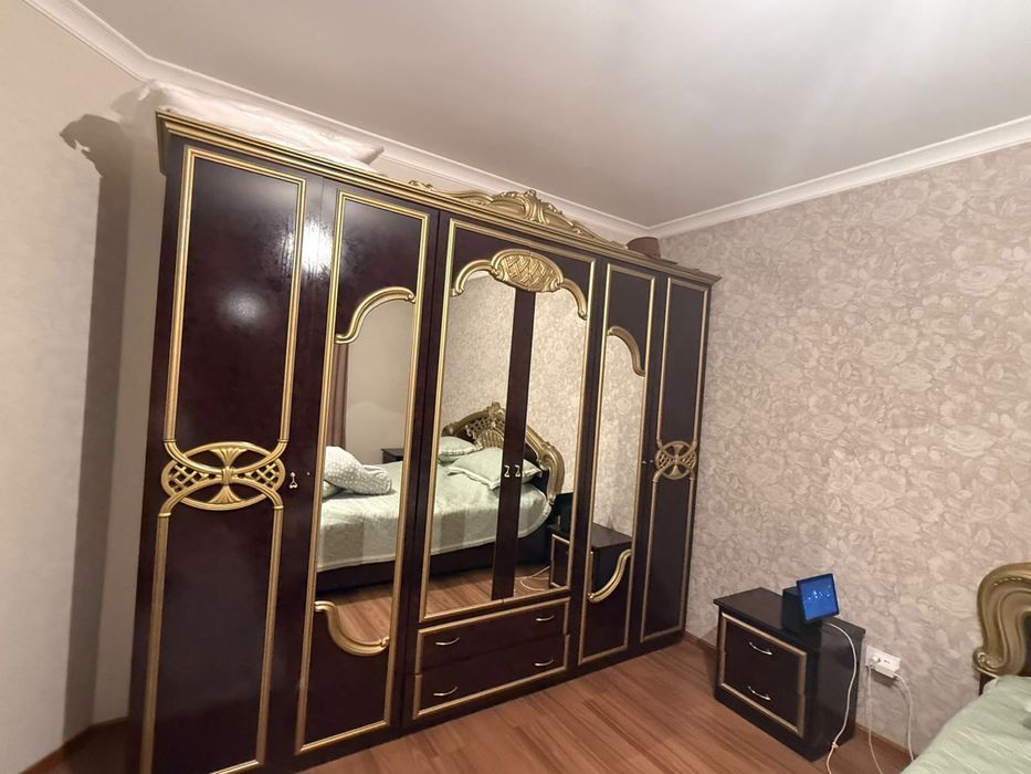 Спальный гарнитур