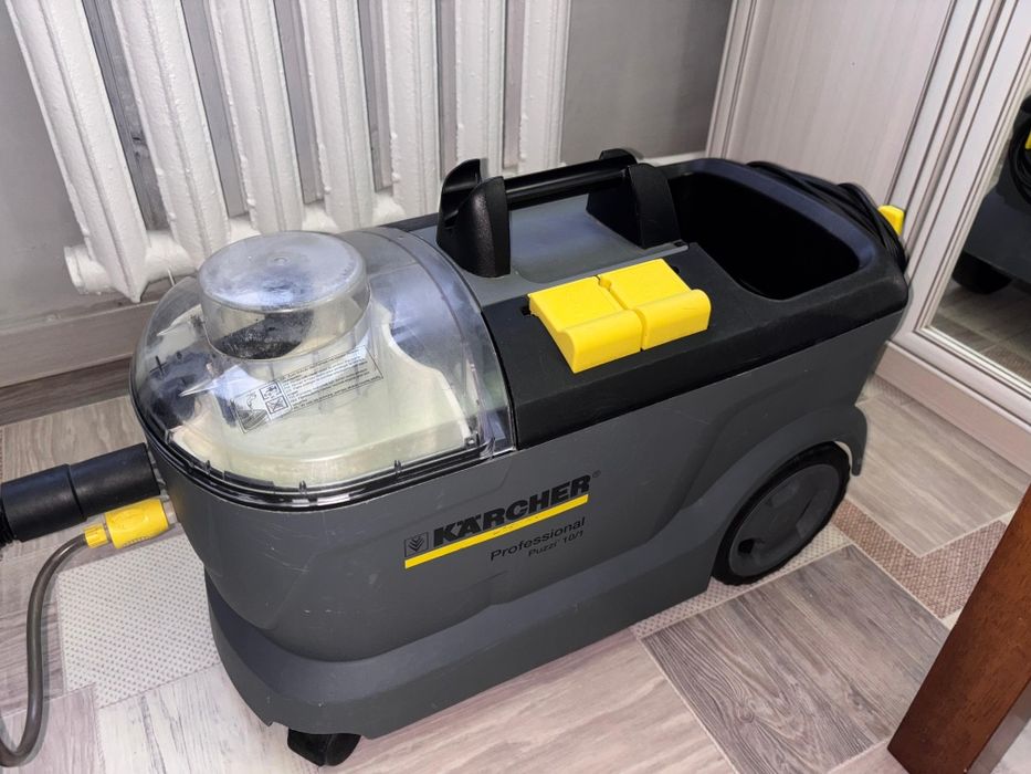 Моющий пылесос в отличном состоянии