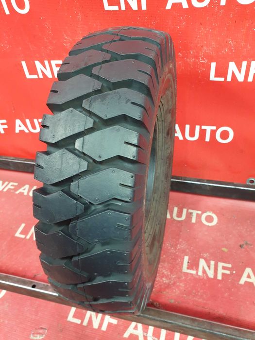 1 Anvelopa Stivuitor / Industriala - 5.00-8 - DeeStone - NOUA