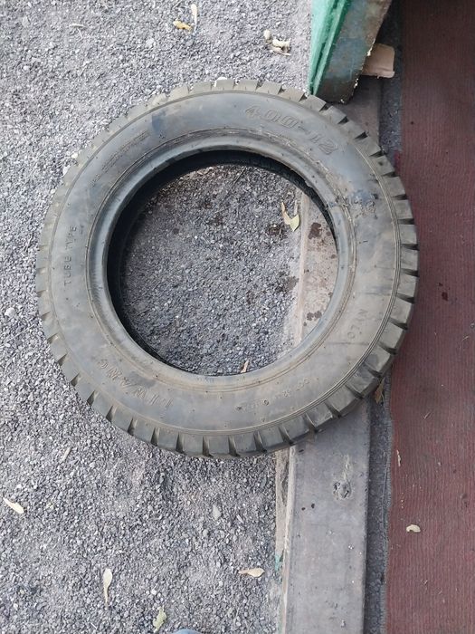 Продам резину на детский транспорт