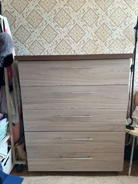 Срочно продам комод