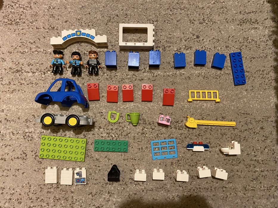 Set Lego Duplo statie politie - cod 10902