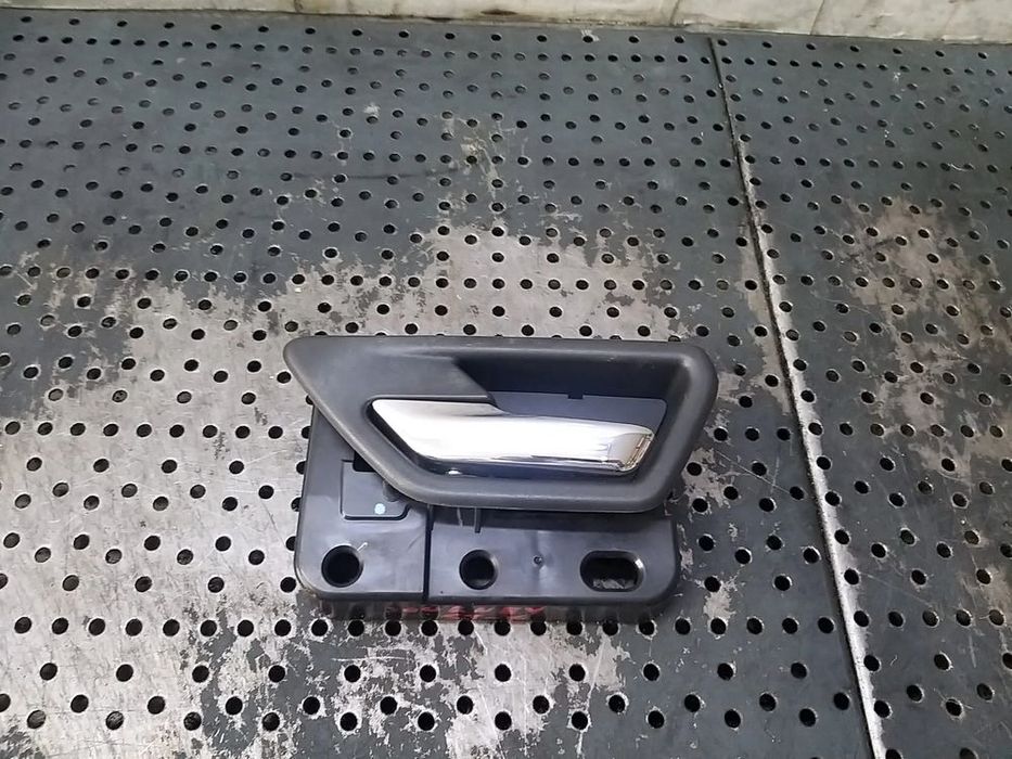 Maner interior usa stanga fata dodge journey 96210010